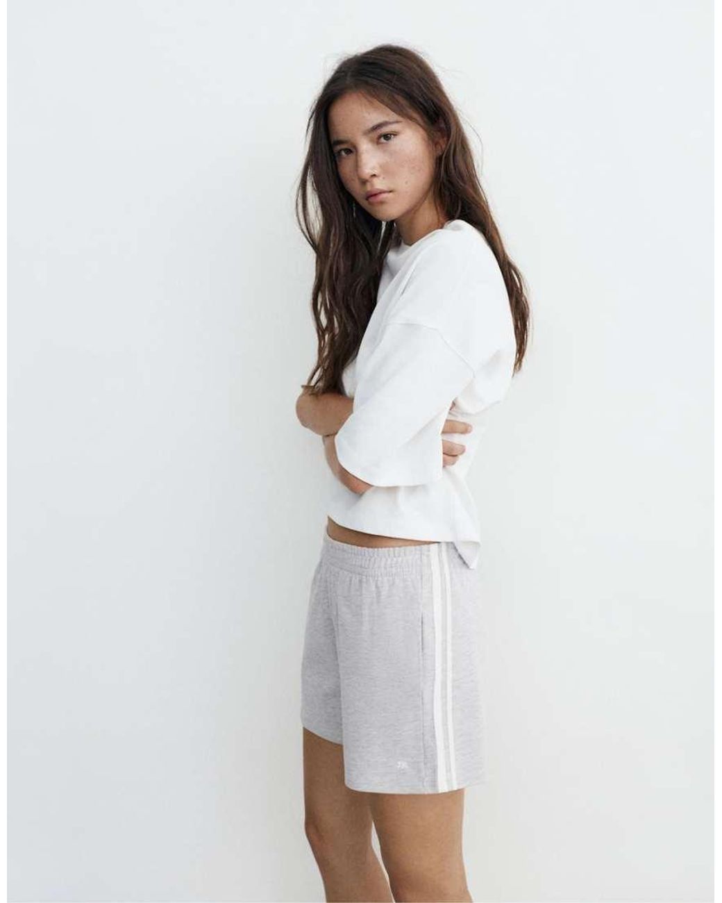 Pull&Bear White Sports Shorts With Side Stripes