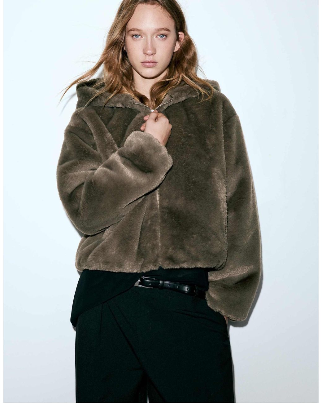 Veste en fausse fourrure à capuche - -marron Pull&Bear en coloris Green