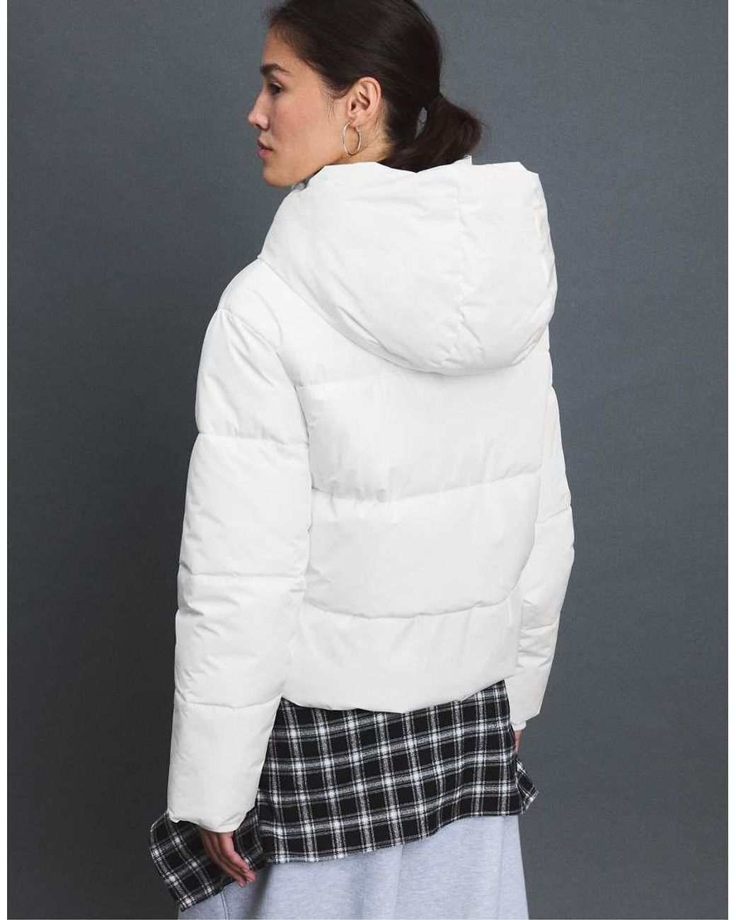 Stradivarius White Basic Hooded Puffer Jacket