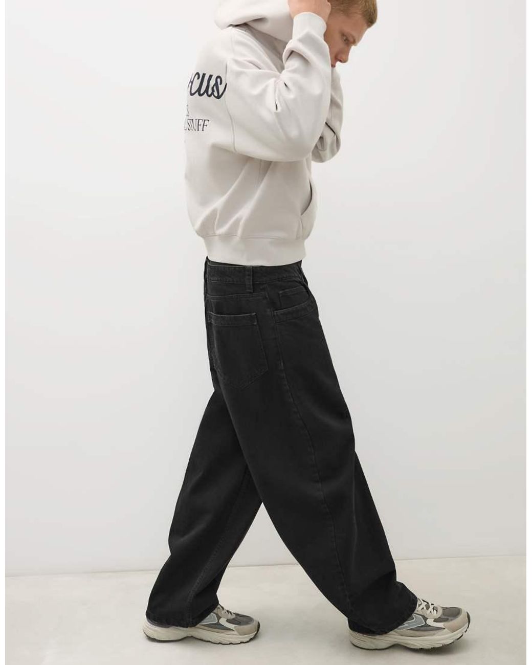 Bershka Black Barrel Fit Jeans for men