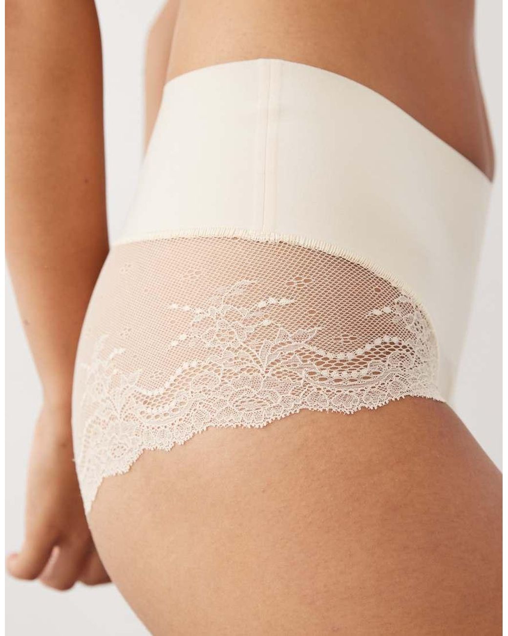 Supersmooth Spanx de color Brown