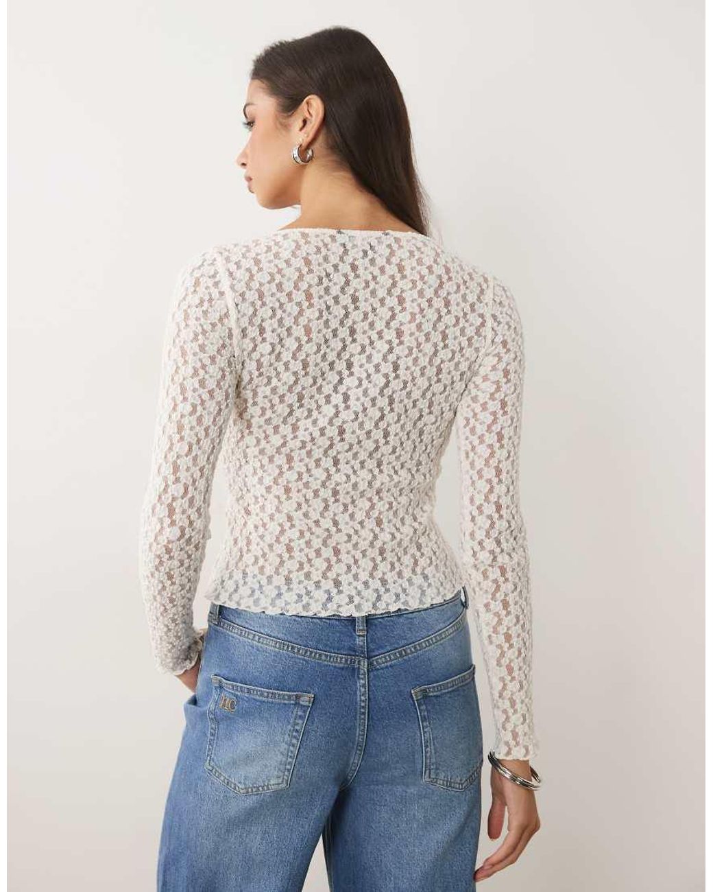 Nobody's Child White Scoop Neck Long Sleeve Lace Top