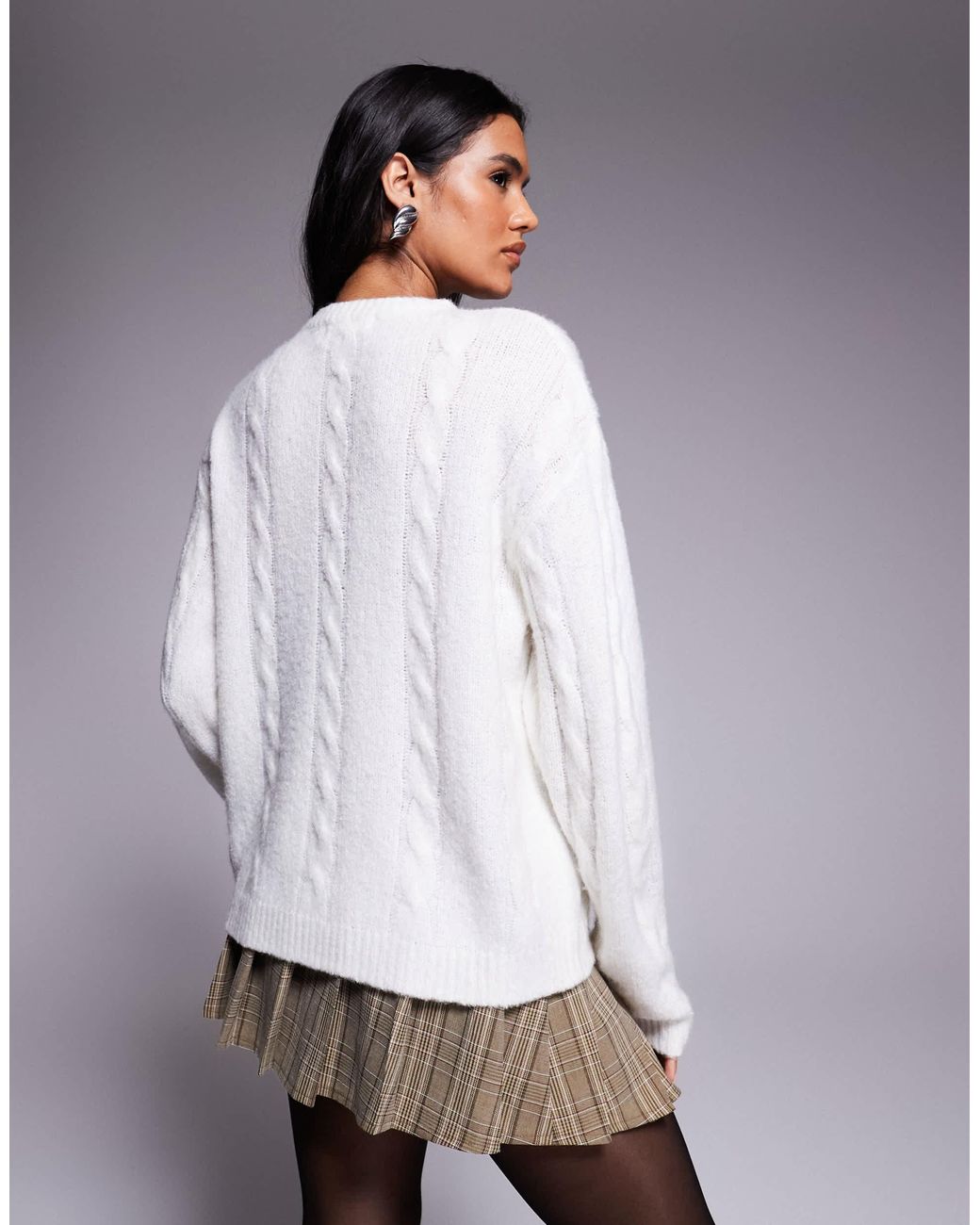 Kaiia White – exclusive – oversize-strickpullover