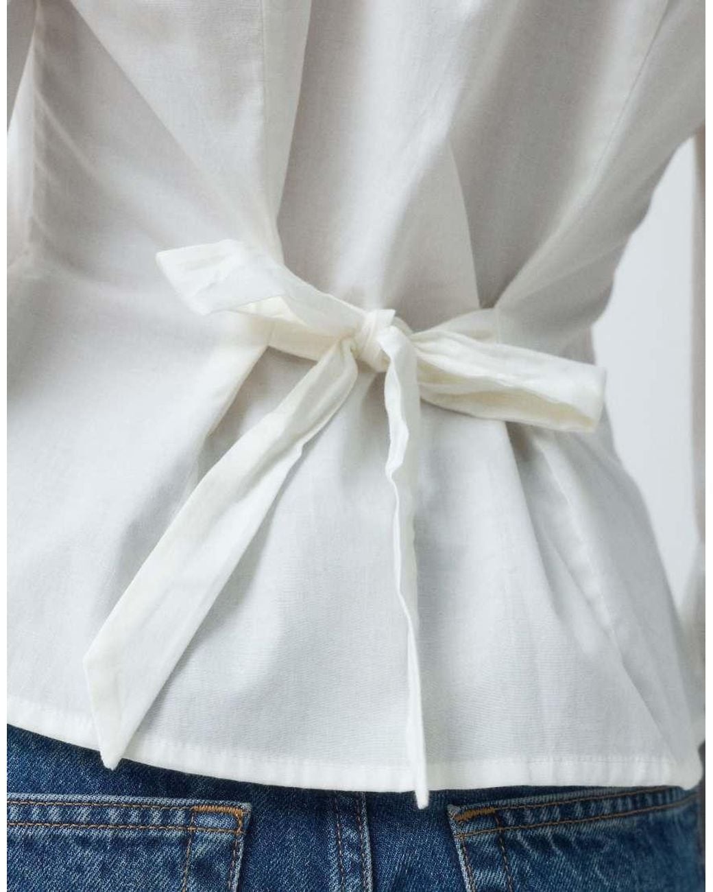 Hollister White Long Sleeve Fitted Tie Up Shirt