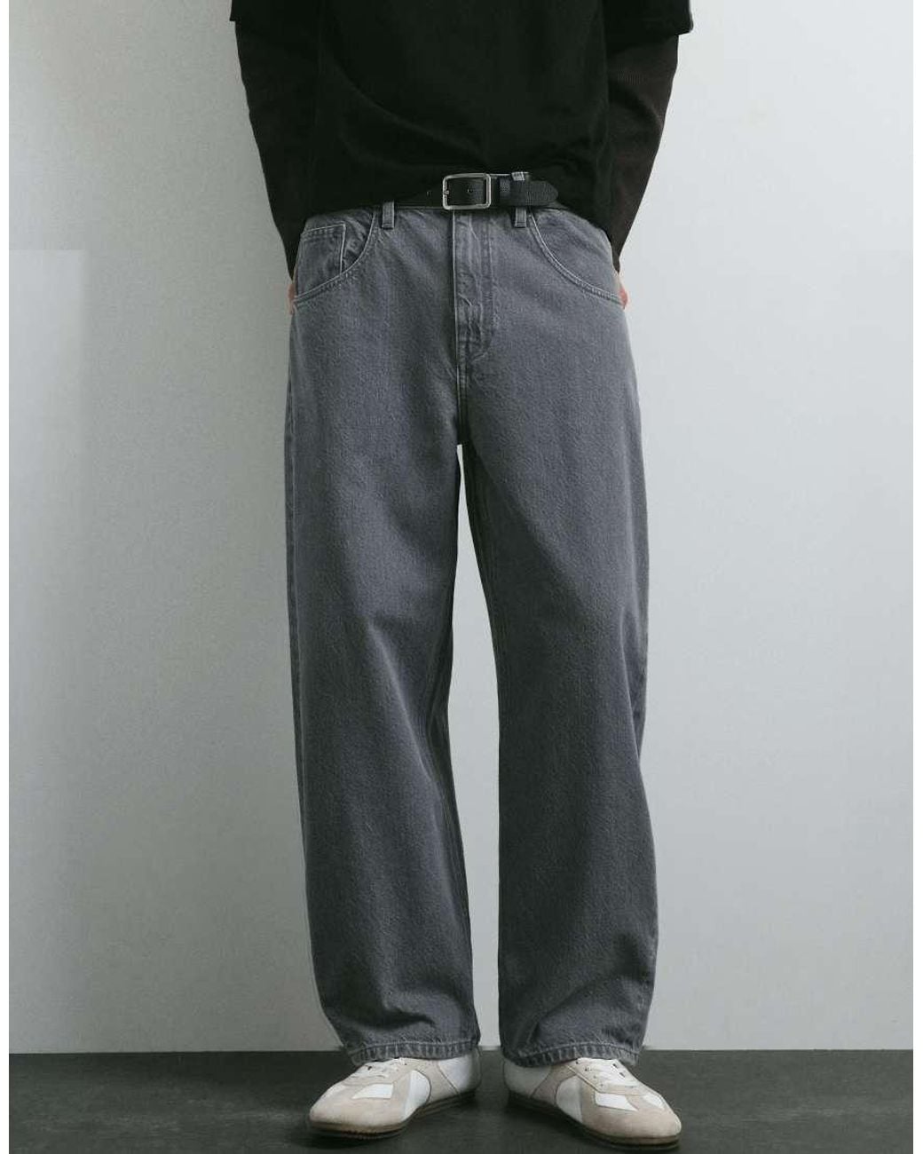 Pull&Bear Gray Barrel Jeans for men
