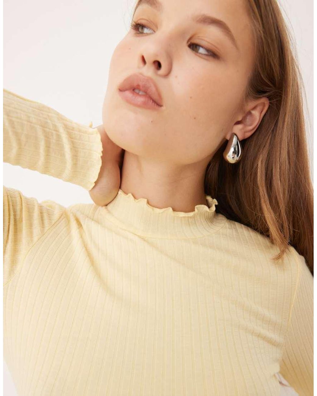 Jdy Natural Lettuce Edge Long Sleeve Top
