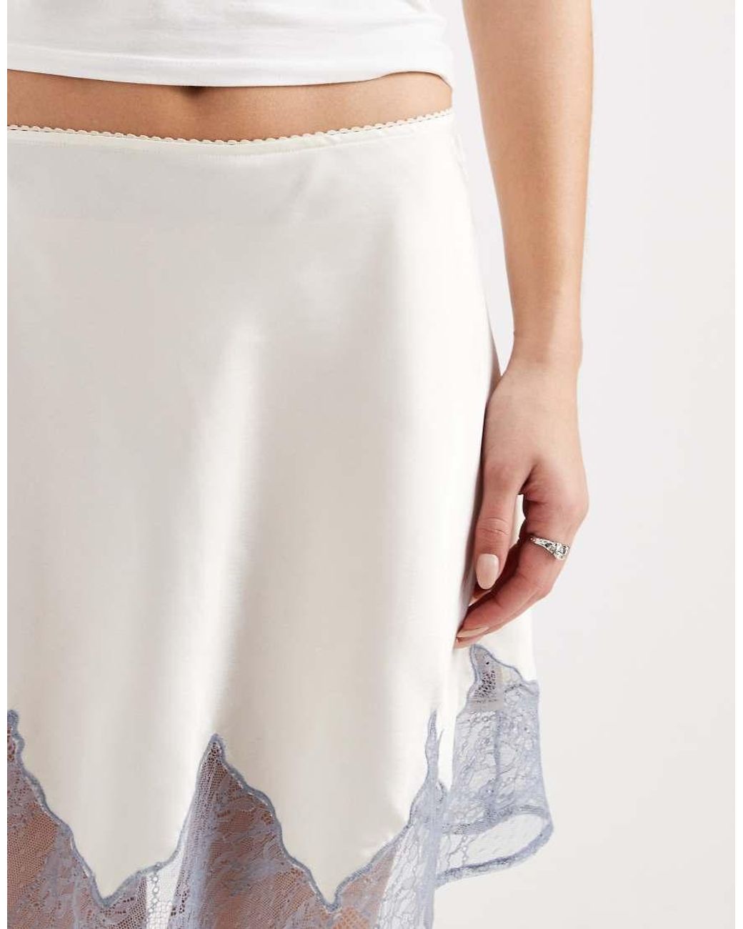 ASOS White Scalloped Lace Hem Satin Co-ord Mini Skirt