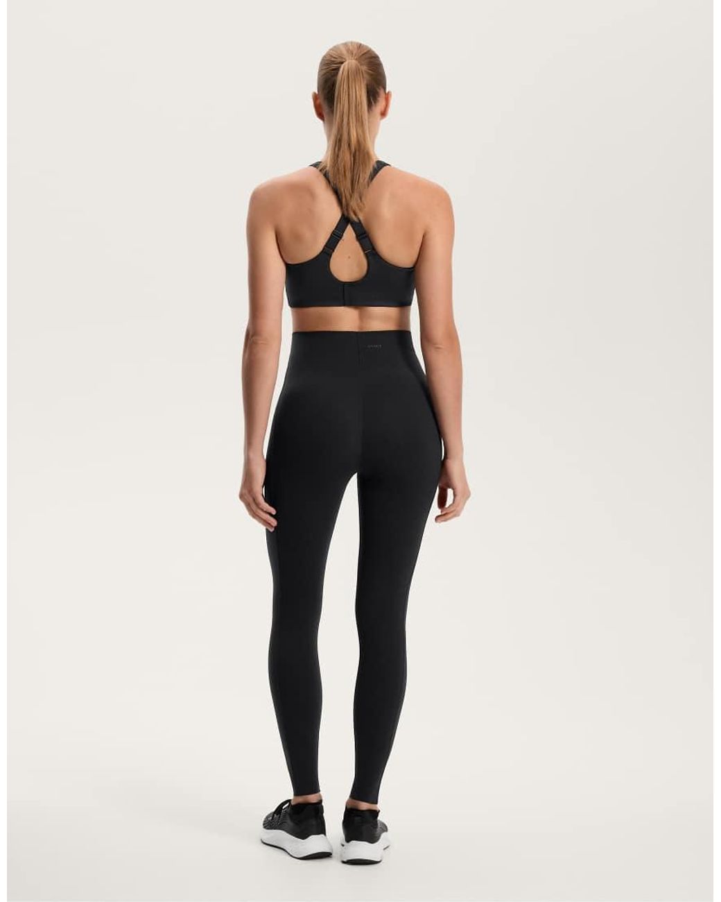 Oysho Black Compressive Core Control Ankle-length leggings