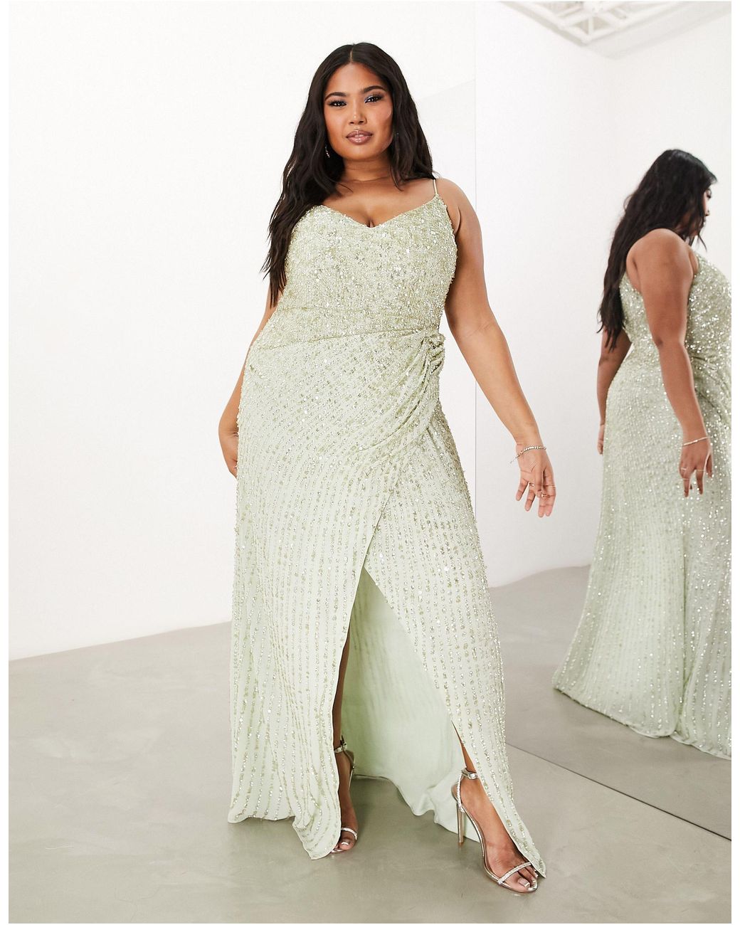 Asos design curve - l'invitée - robe longue à ornements avec bretelles  fines et détail drapé sur le côté - sauge ASOS en coloris Vert | Lyst