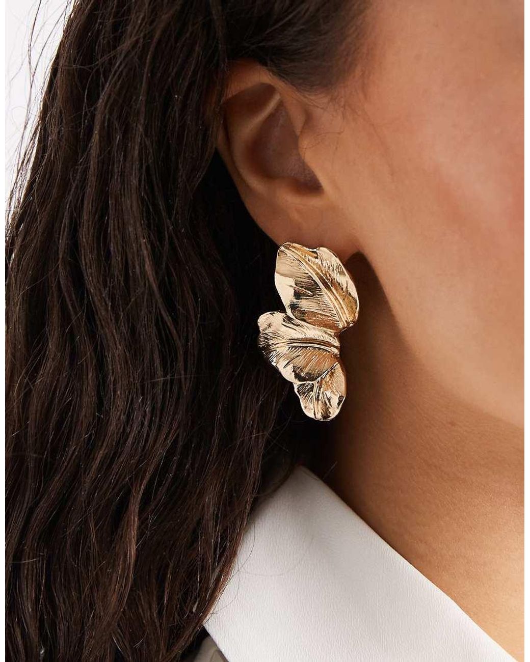 ASOS Black Stud Earrings With Half-petal Design