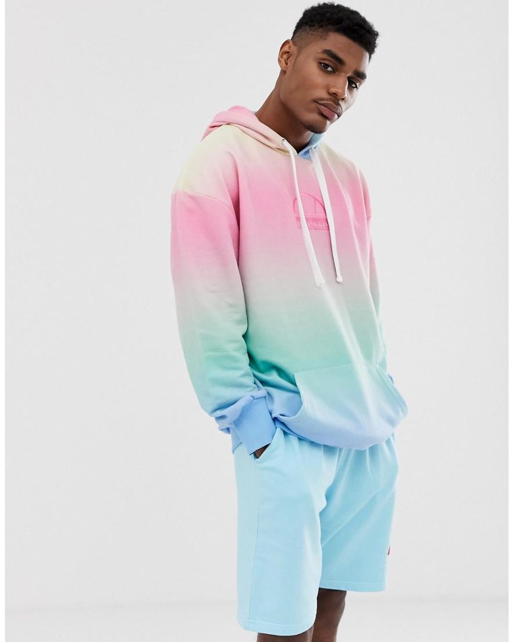 sudadera de colores arcoiris