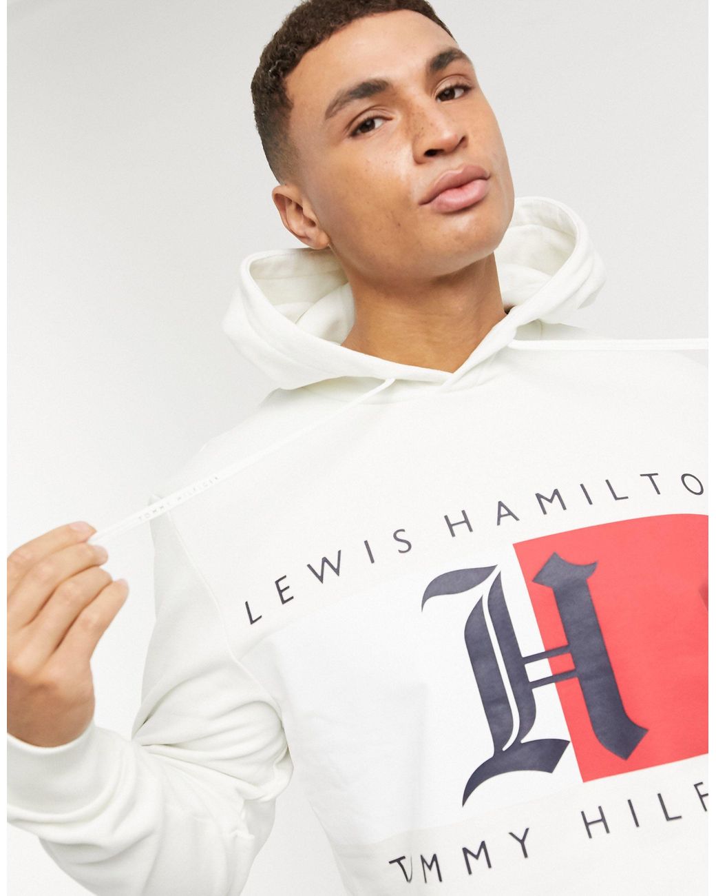 Antecedent kleding Wig Tommy Hilfiger X Lewis Hamilton Fleece Logo Hoodie in White for Men | Lyst