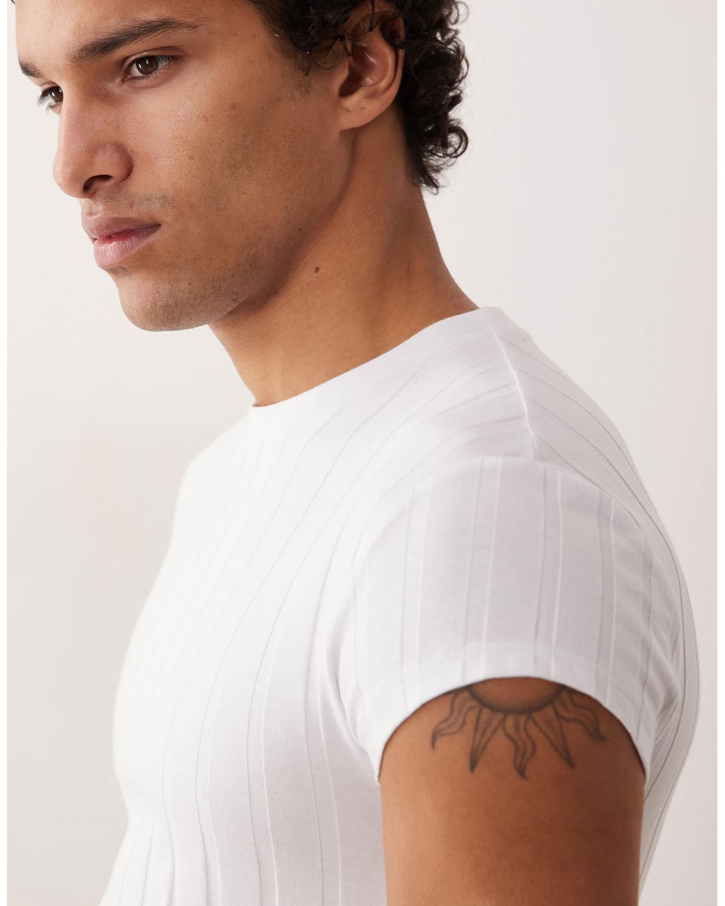 T-shirt moulant à mancherons et côtes larges ASOS pour homme en coloris White