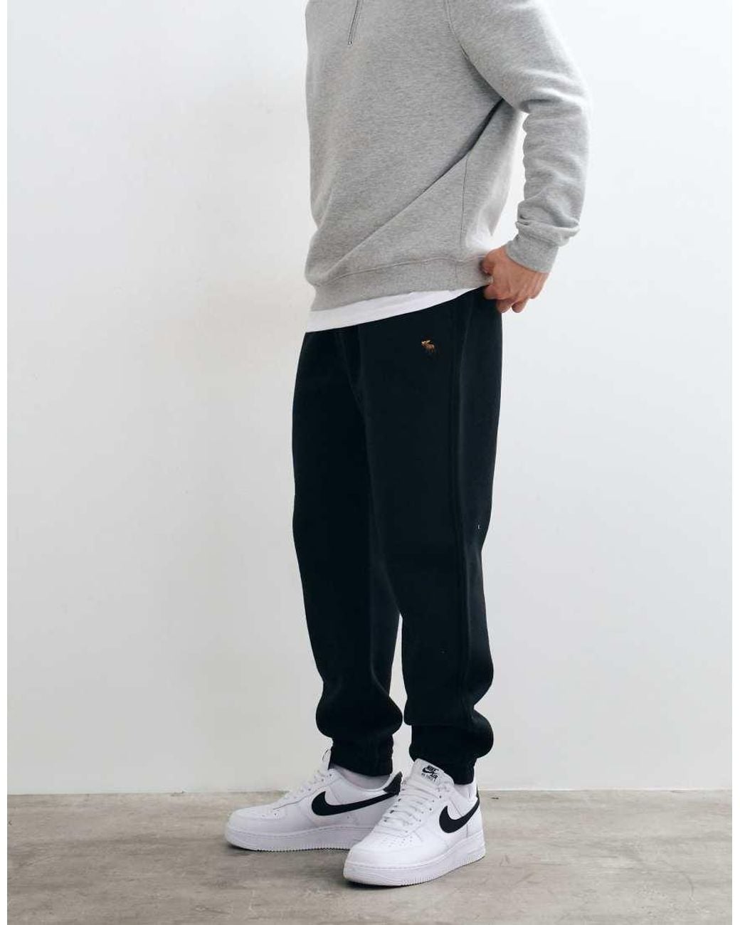 Abercrombie & Fitch Gray Icon Logo Cuffed Leg joggers for men