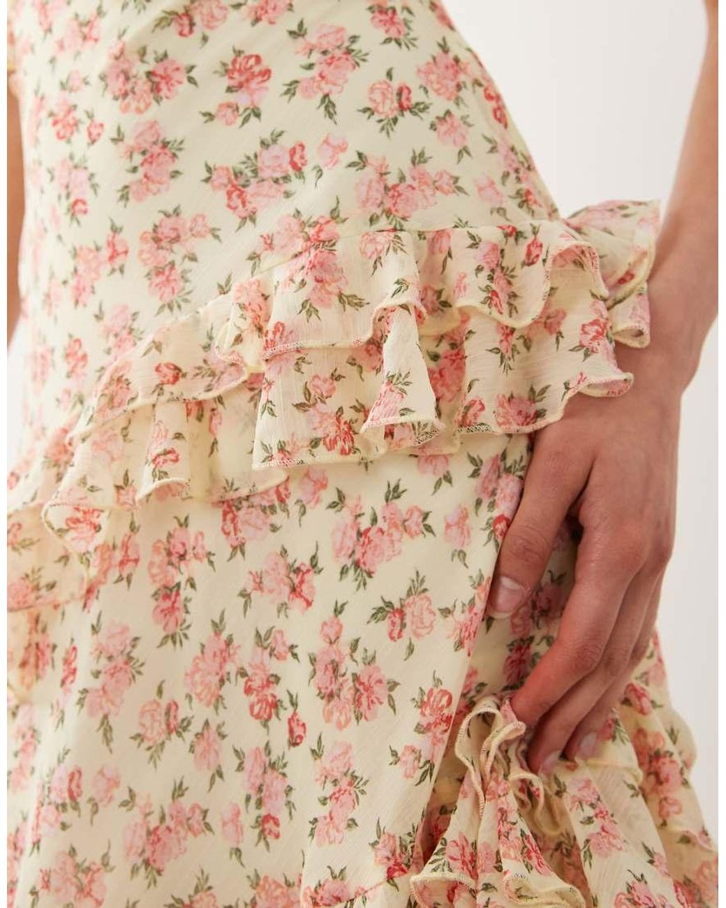 New Look Natural Floral Bouquet Print Ruffle Maxi Dress