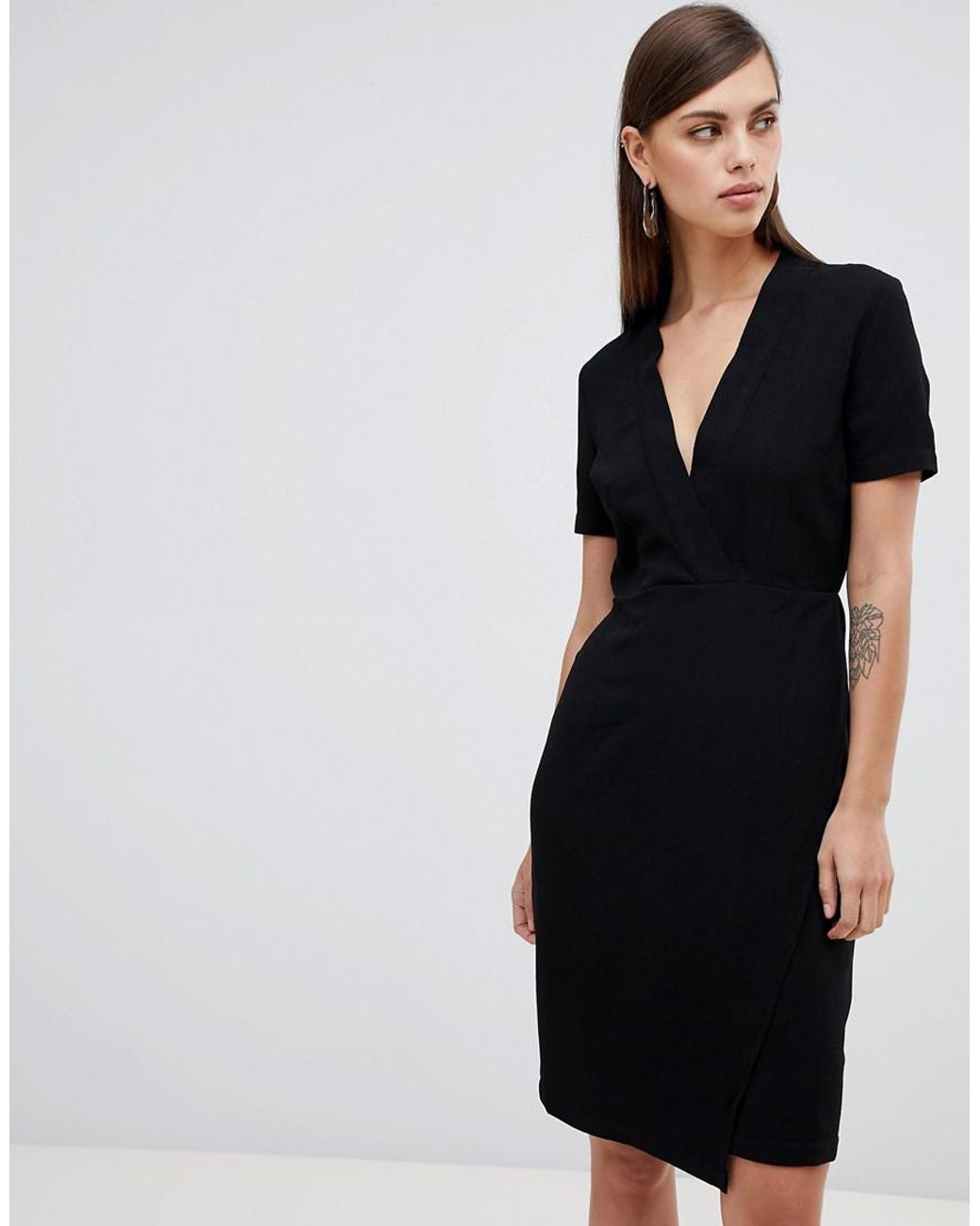 black short sleeve wrap dress