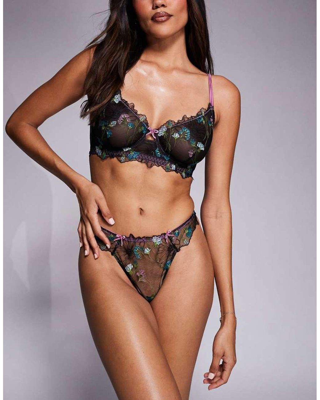 ASOS Vollere Buste in het Black