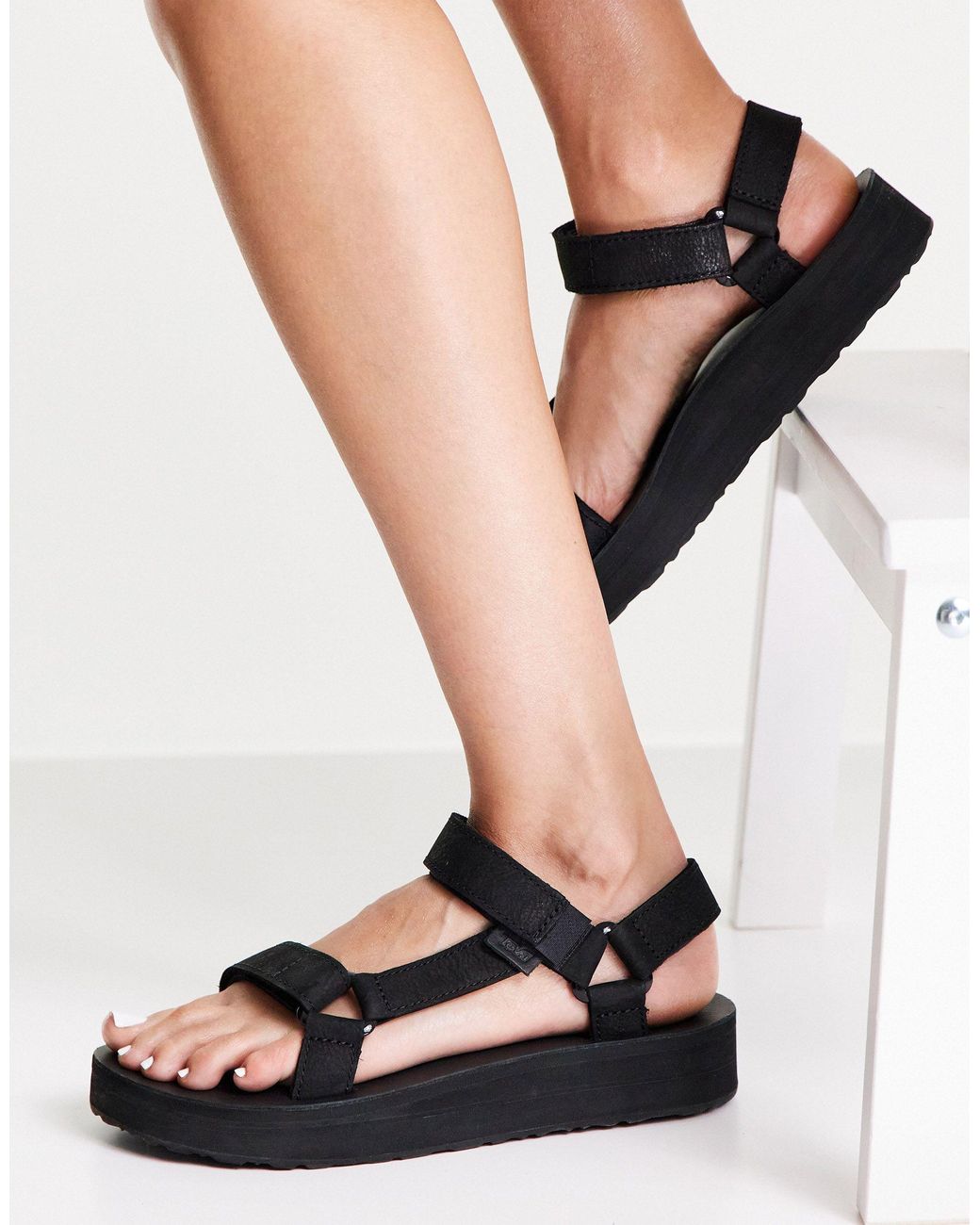 Teva Midform Universal Leather Chunky Sandals in Black | Lyst Australia