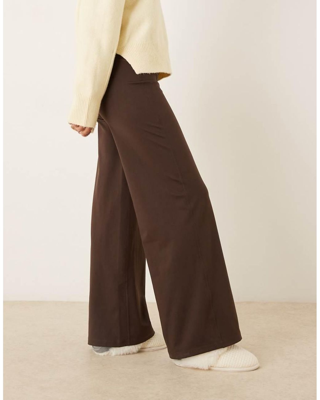 Hollister Natural Gilly Hicks Ultra High Rise Wide Leg Trousers With Internal Back Pocket