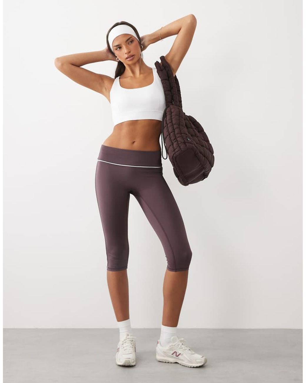 4505 White Icon Active High Support Scoop Neck Sports Bra With Adjustable Straps