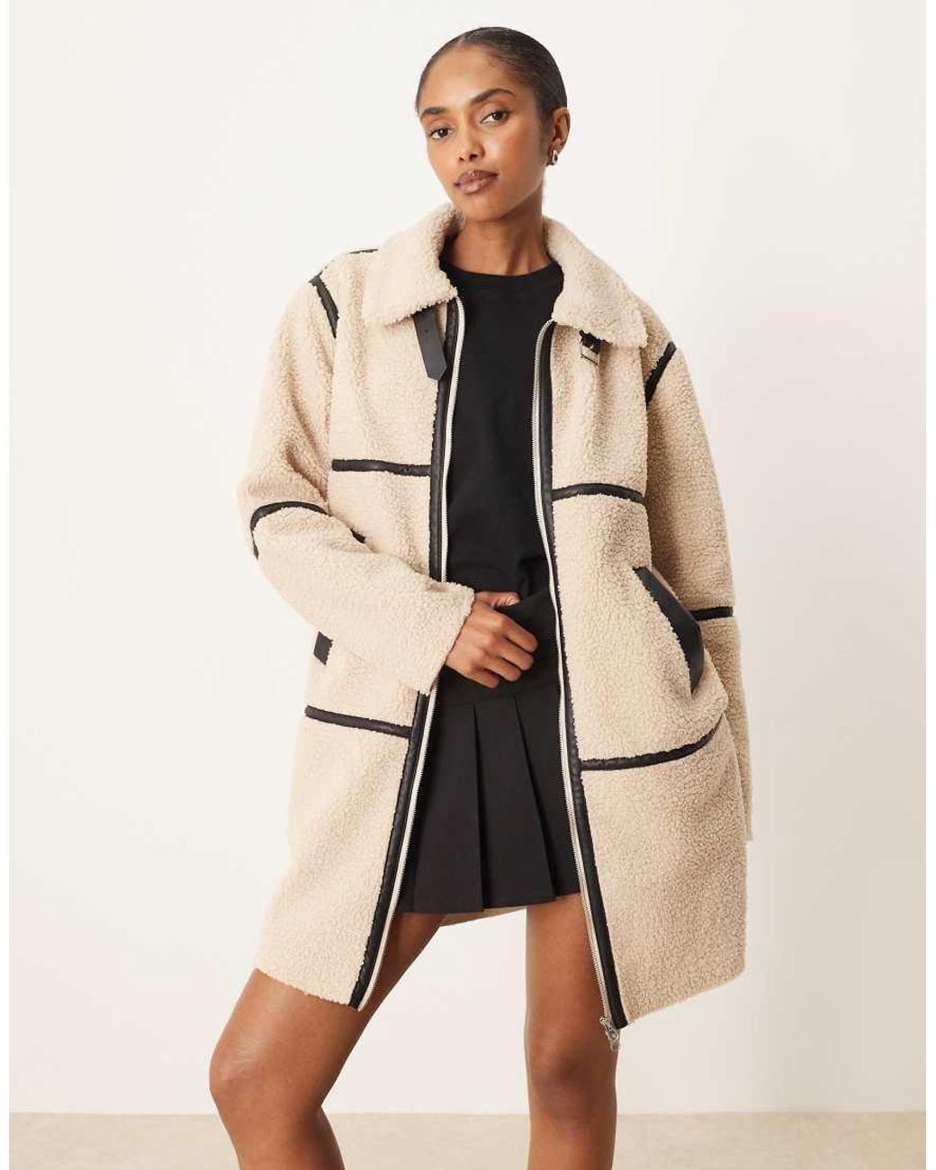 Jdy Natural Borg Contrast Piping Coat
