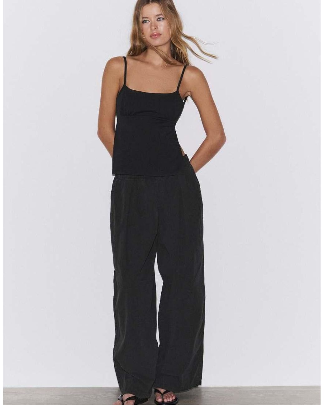 Stradivarius White Barrel Poplin Trousers With Stoppers