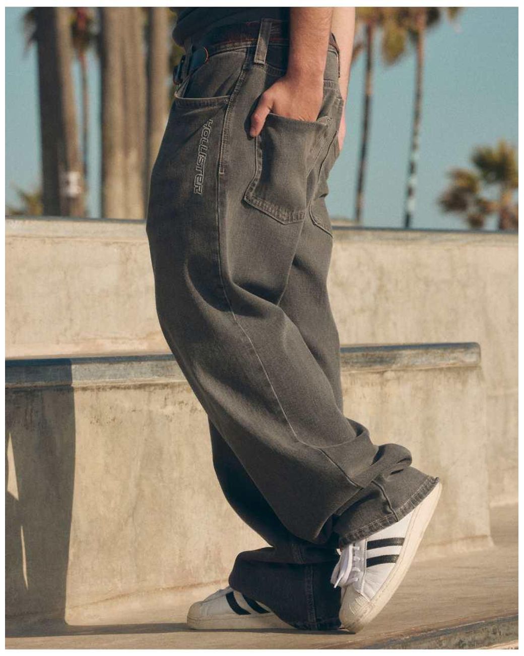 Hollister Black Low-Rise Logo Graphic Baggy Jeans for men