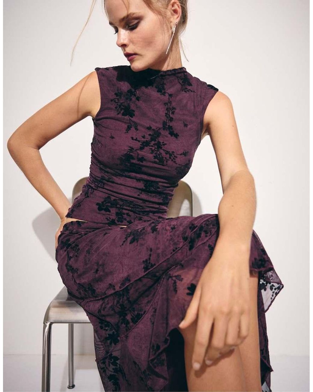 Stradivarius Purple Flocked Sleeveless Funnel Neck T-Shirt
