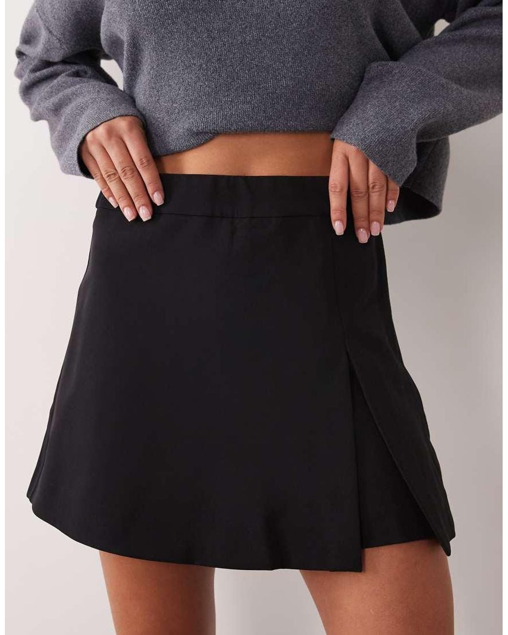 Vila Gray Mini Skort