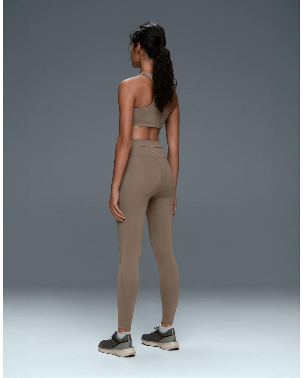 Oysho Gray Rapid Dry High-Rise Pocket Leggings
