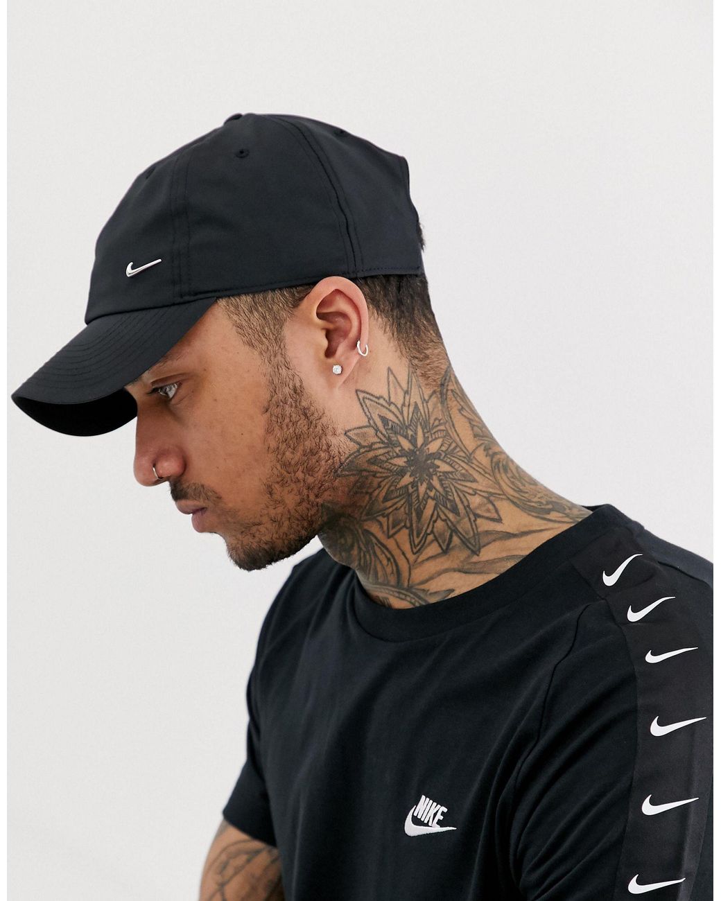 Nike Synthetic Metal Swoosh Cap in Black for Men - Save 56% - Lyst