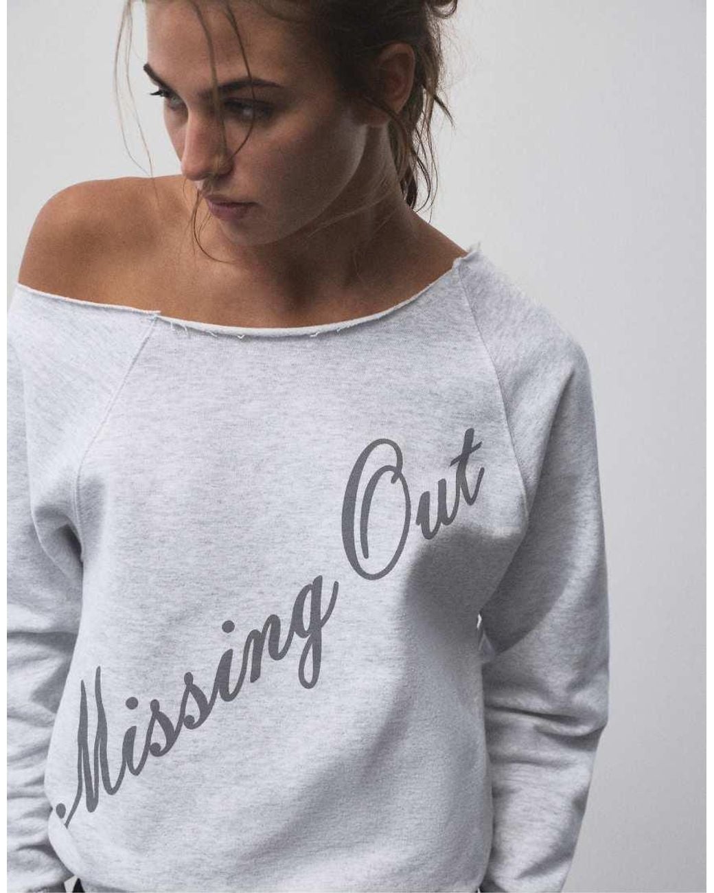 Pull&Bear White Asymmetric Graphic Sweatshirt