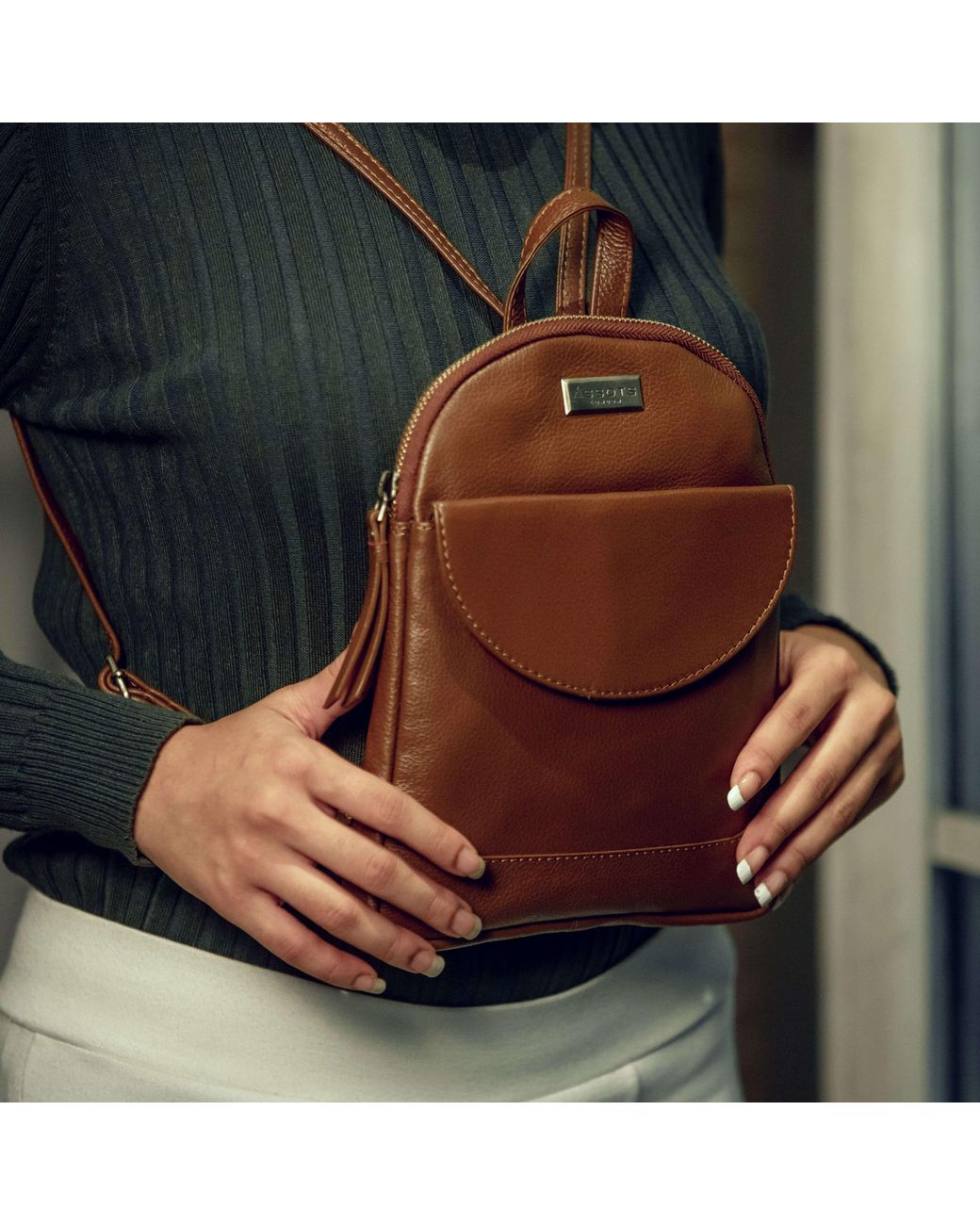 Assots London 'george' Tan Mini Pebble 