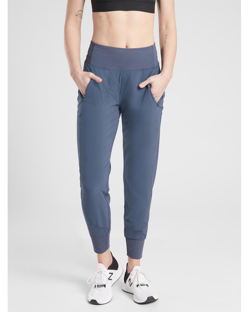 Athleta Distance Jogger In Dobby in 