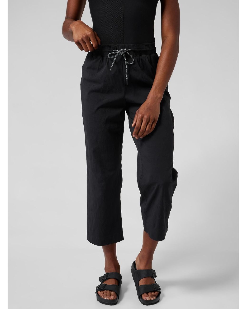 Athleta Trekkie Straight Crop Pant in 