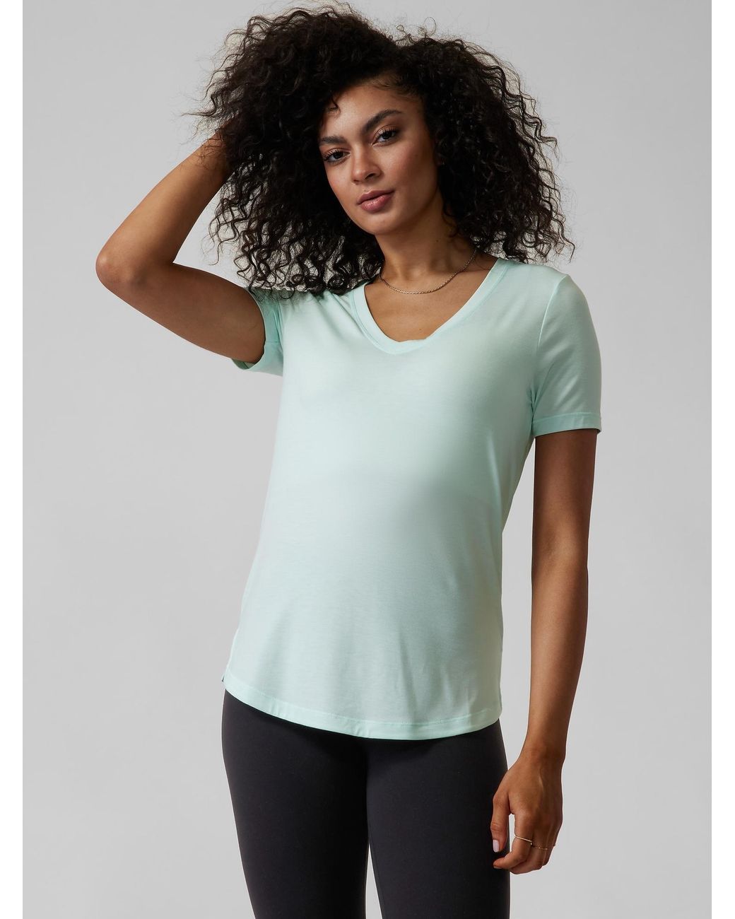 Athleta Essential V-neck Tee | Lyst