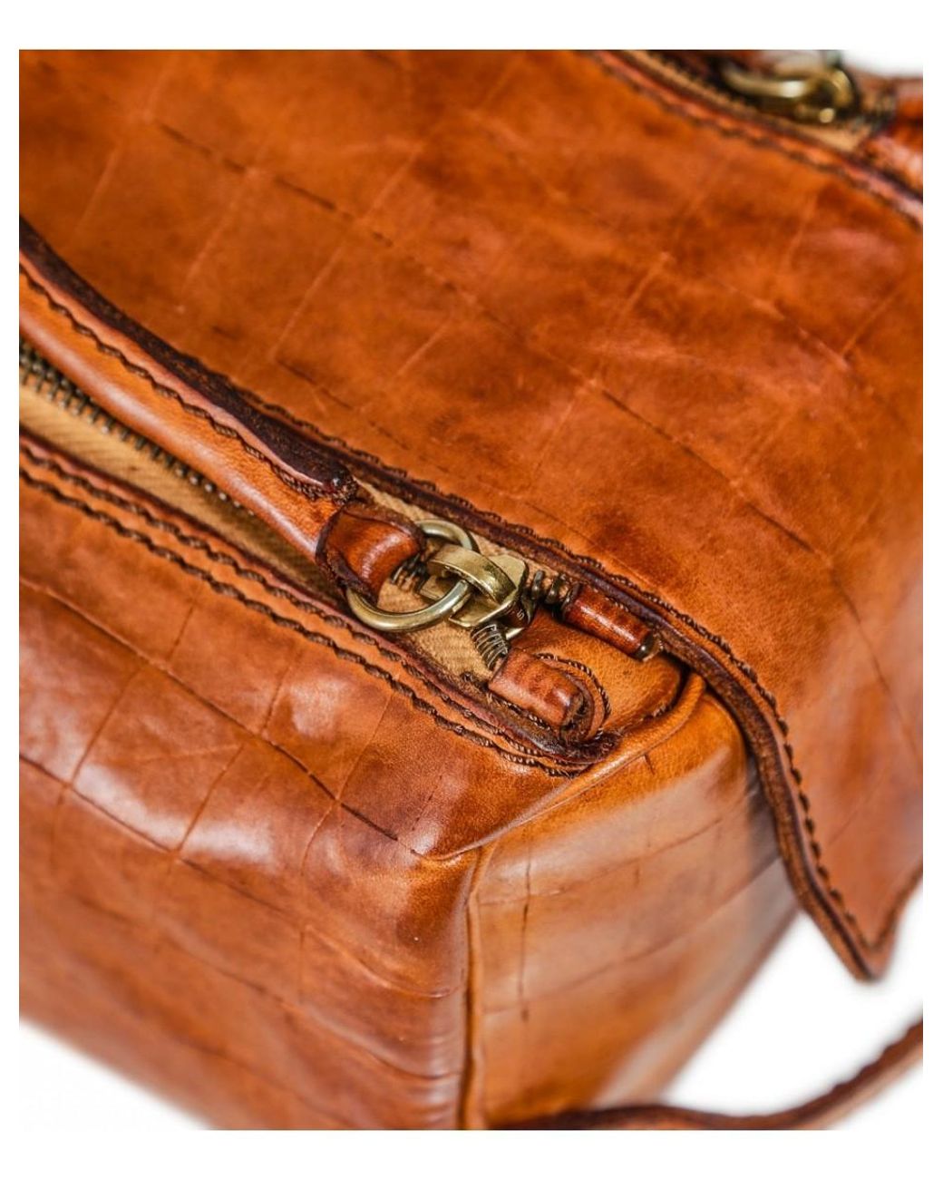 Campomaggi Men/'s Leather Mock Croc Pouch