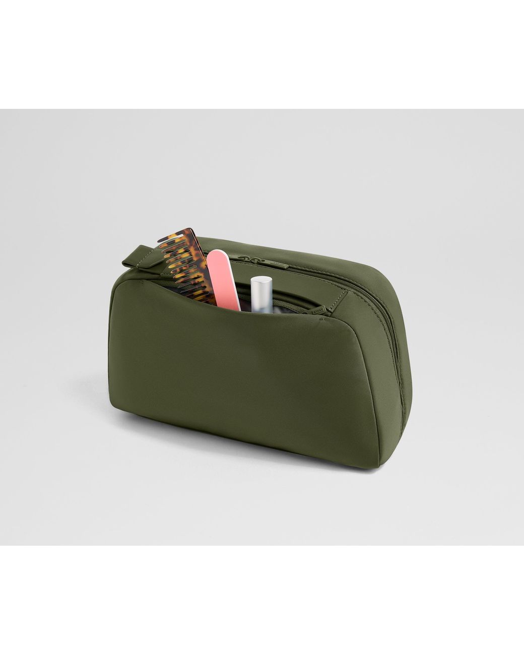 Away Travel Green Large Toiletry Bag