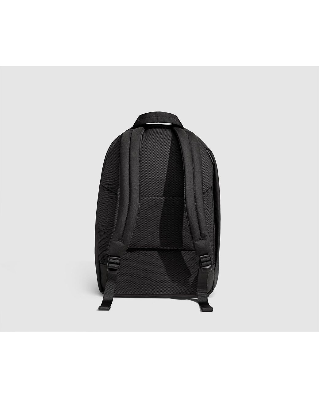 Away Travel Black Active Backpack 26L