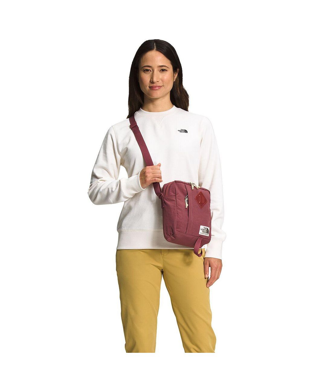 The North Face Berkeley Crossbody Pack in Red | Lyst