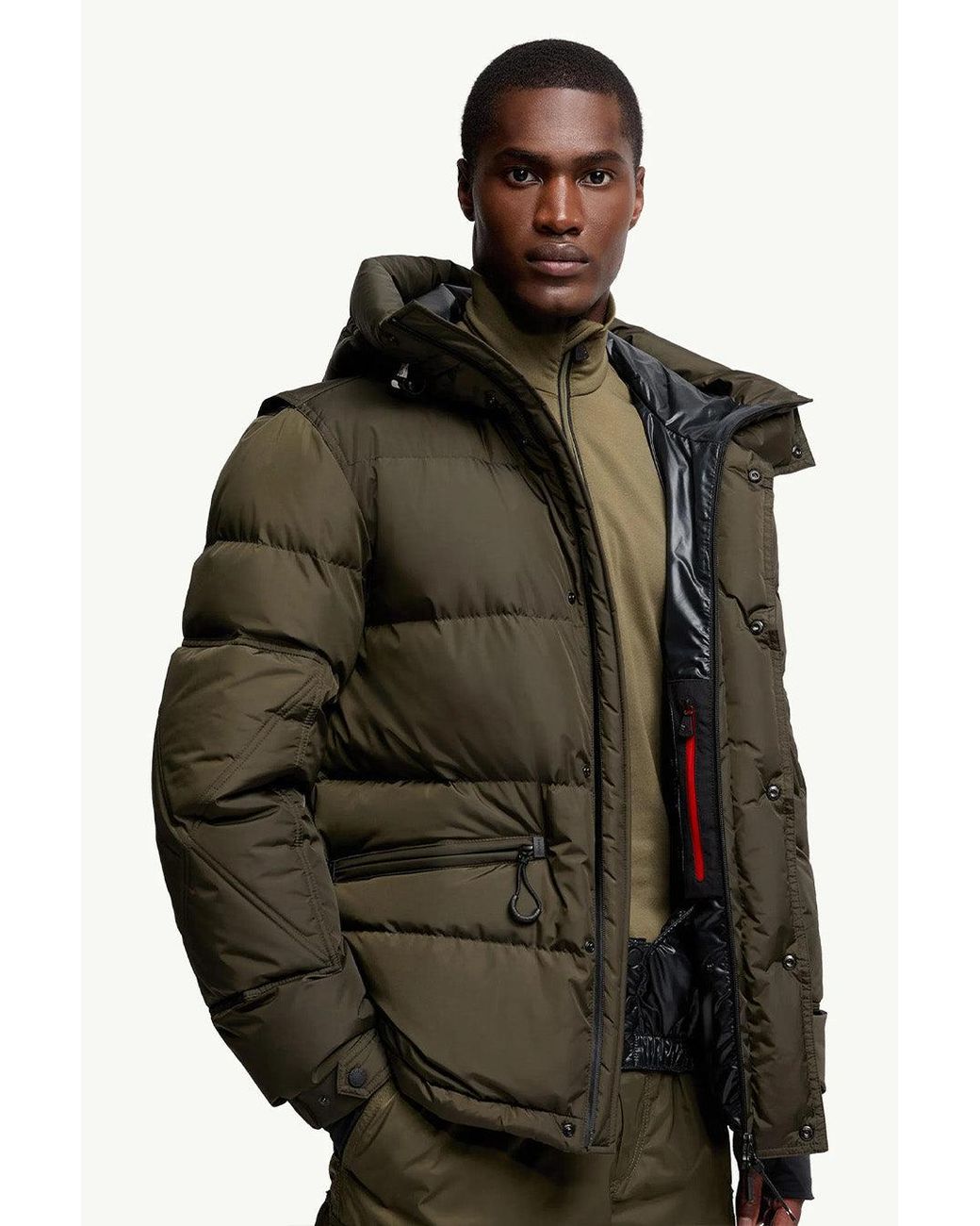 Moncler Donkergroen in het Green