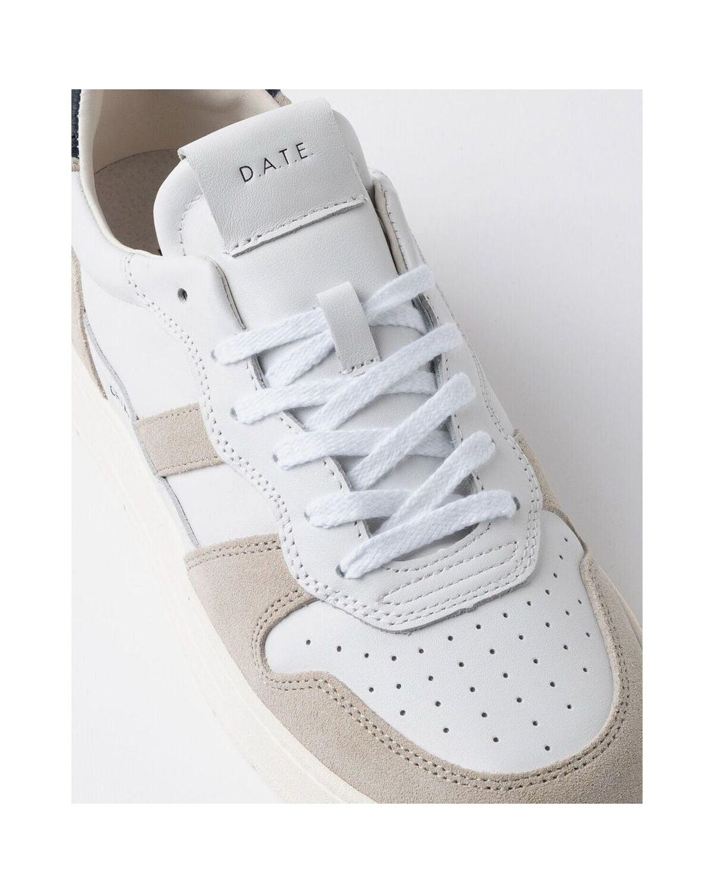 Date White Court 2.0 Basic for men