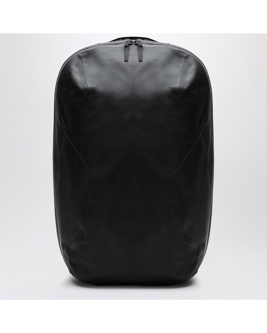 ARC’TERYX Nomin Pack 2 Years with the Arc'teryx Veilance Nomin 1.0 - Carryology