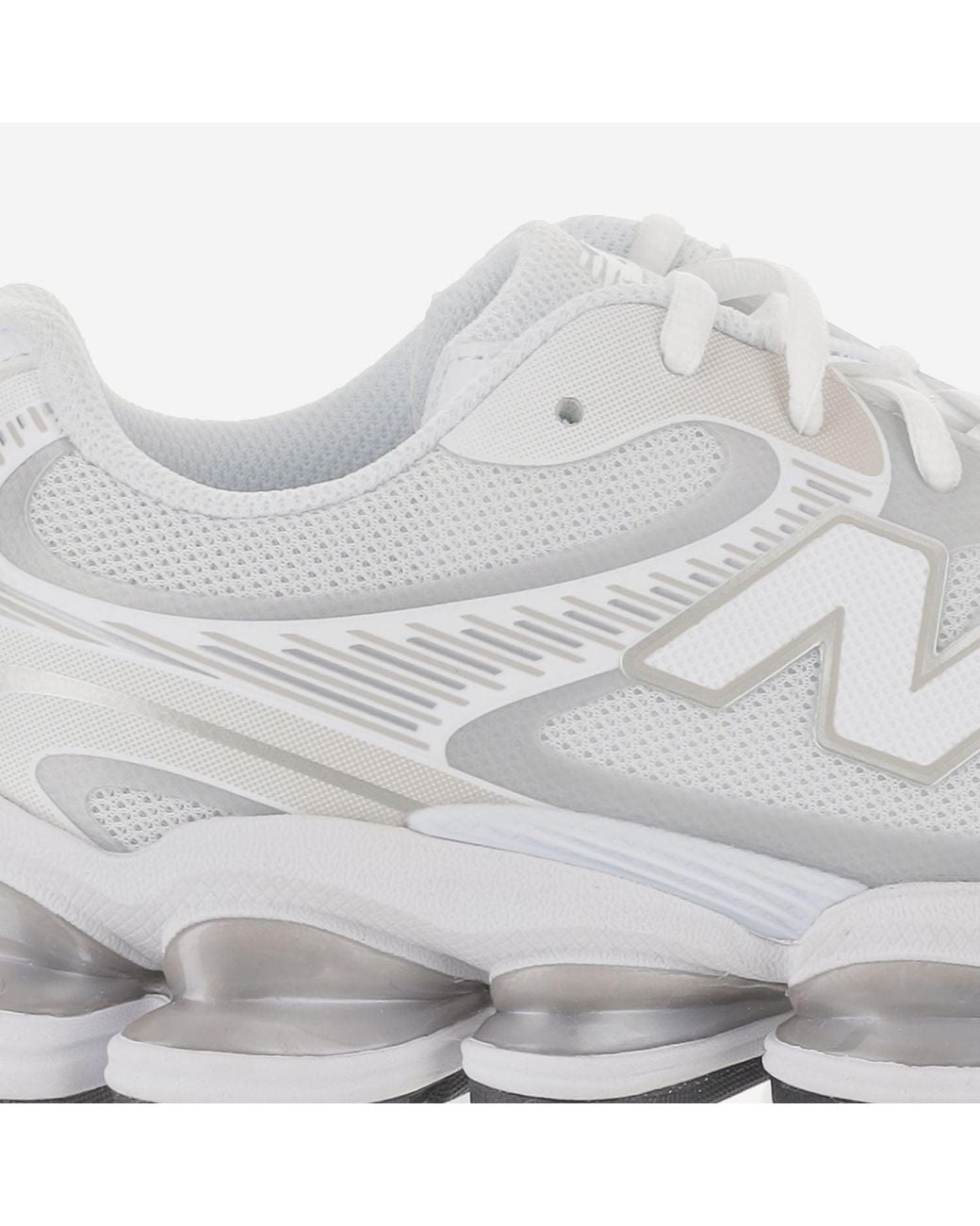 New Balance White Sneakers Abzorb 2000 Synthetic/Mesh Trainers