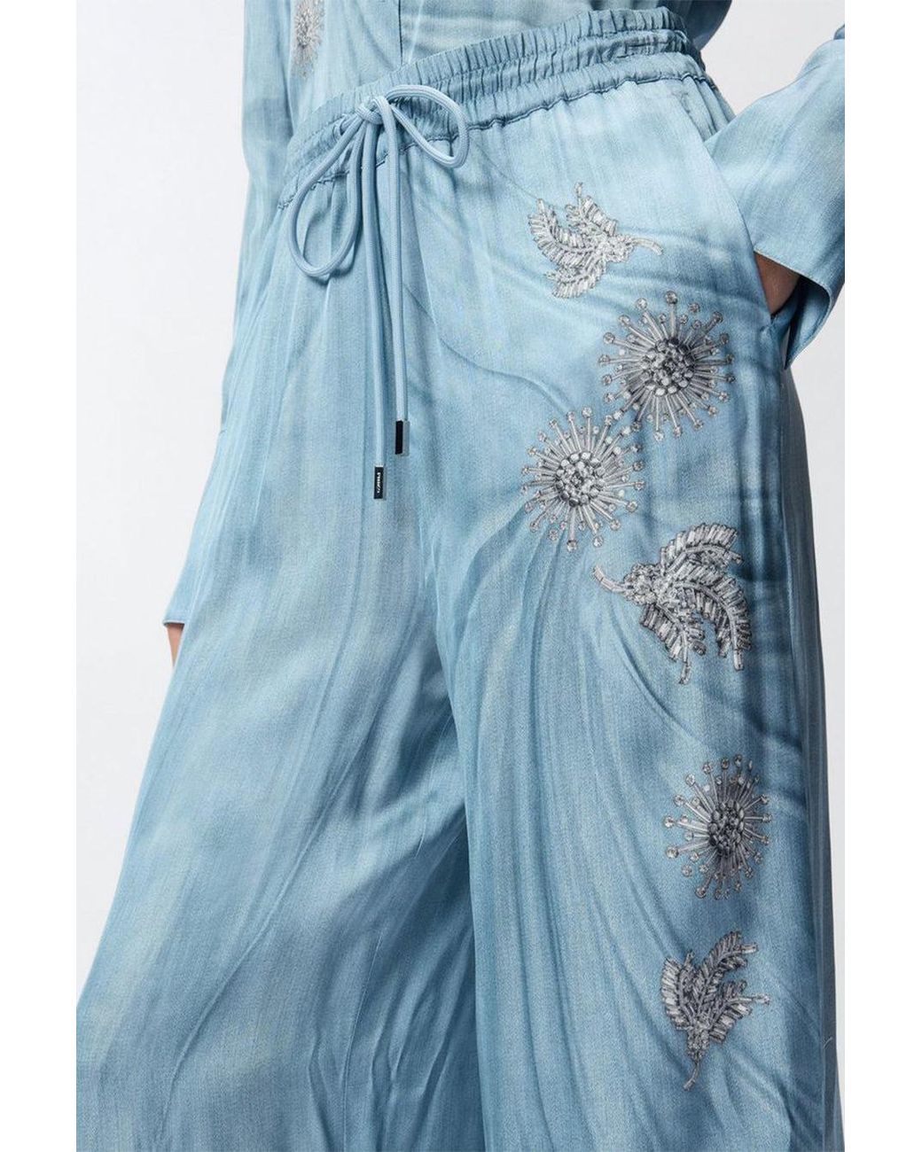 Cielo Pinko de color Blue