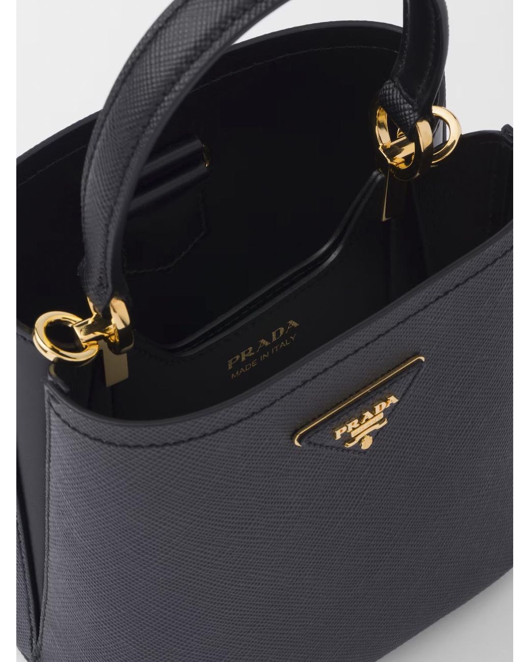 Prada Black Kleine Panier-Tasche aus Saffiano-Leder