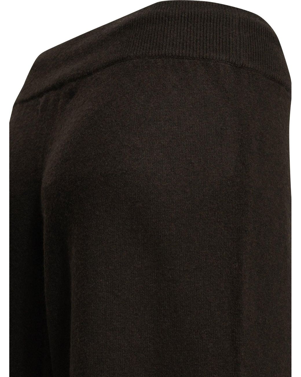 Lisa Yang Broek in het Black