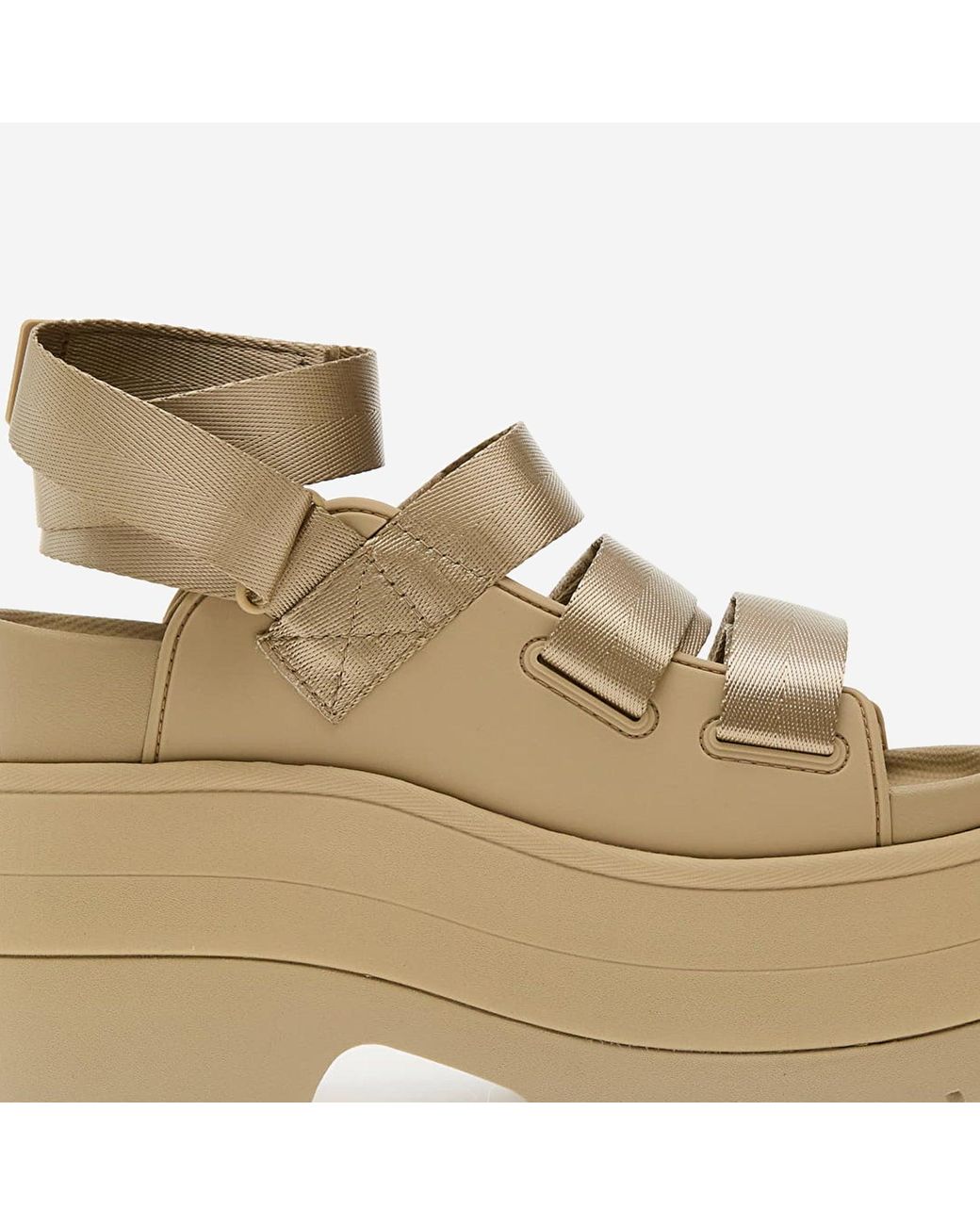 UGG Golden Rise Sandal in Natural | Lyst