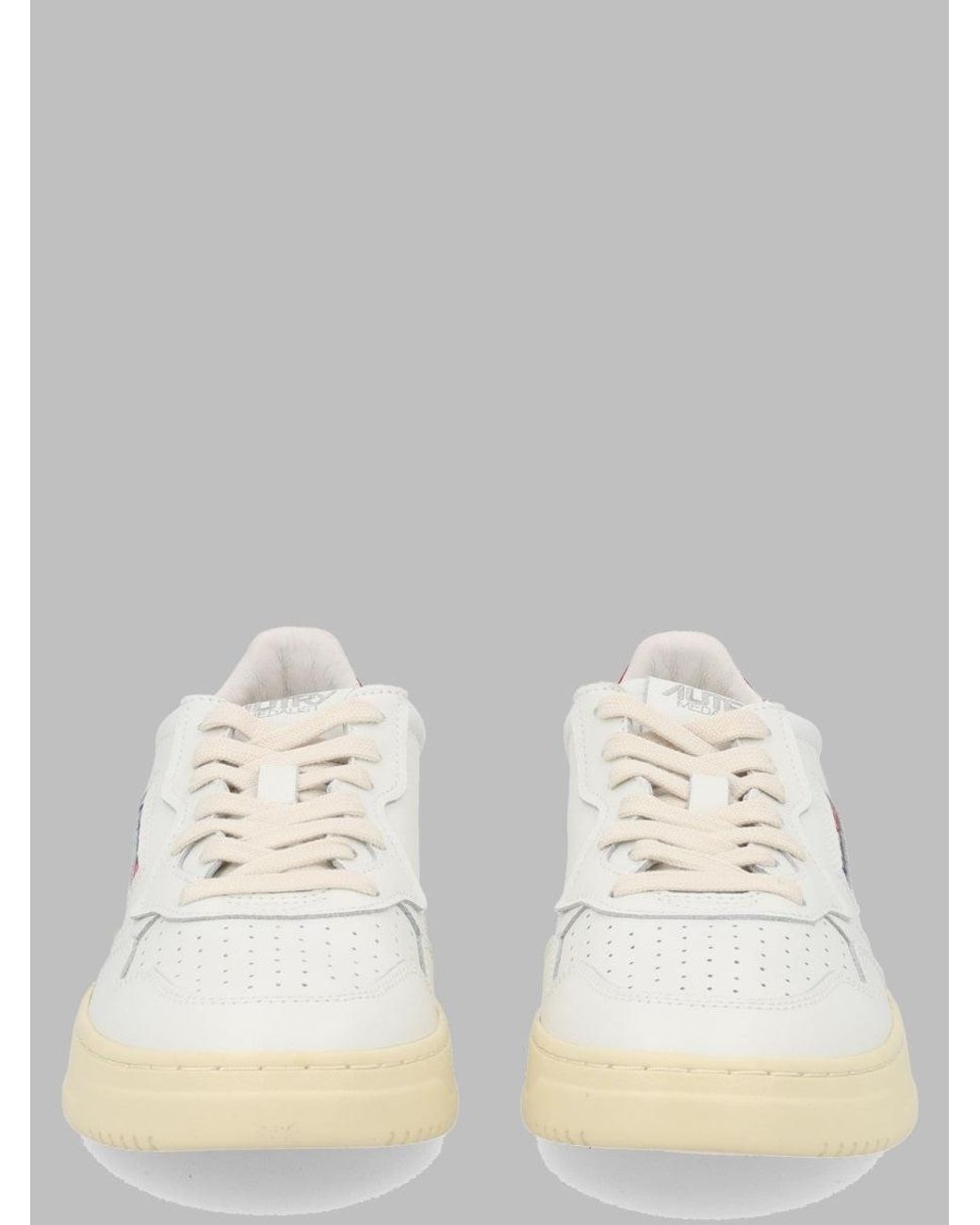 Autry White Medalist Low Leather Sneaker