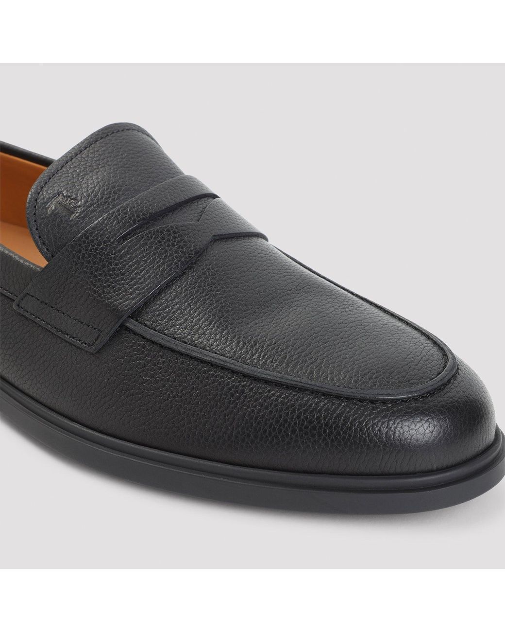 Tod's Black Slipper